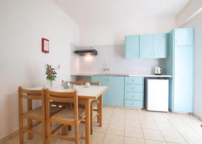 Debbiexenia Hotel Apartments