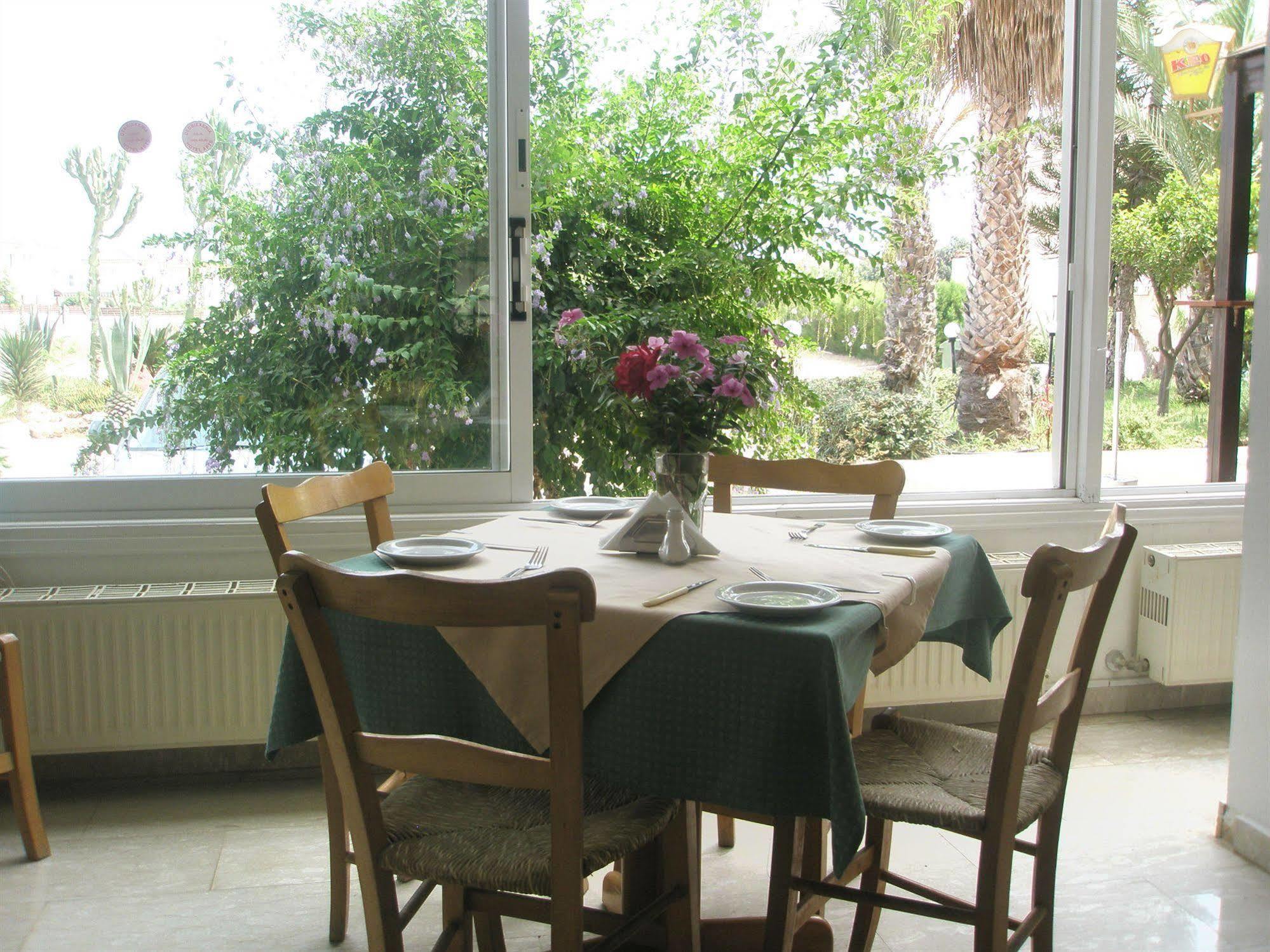 Debbiexenia Hotel de apartamente